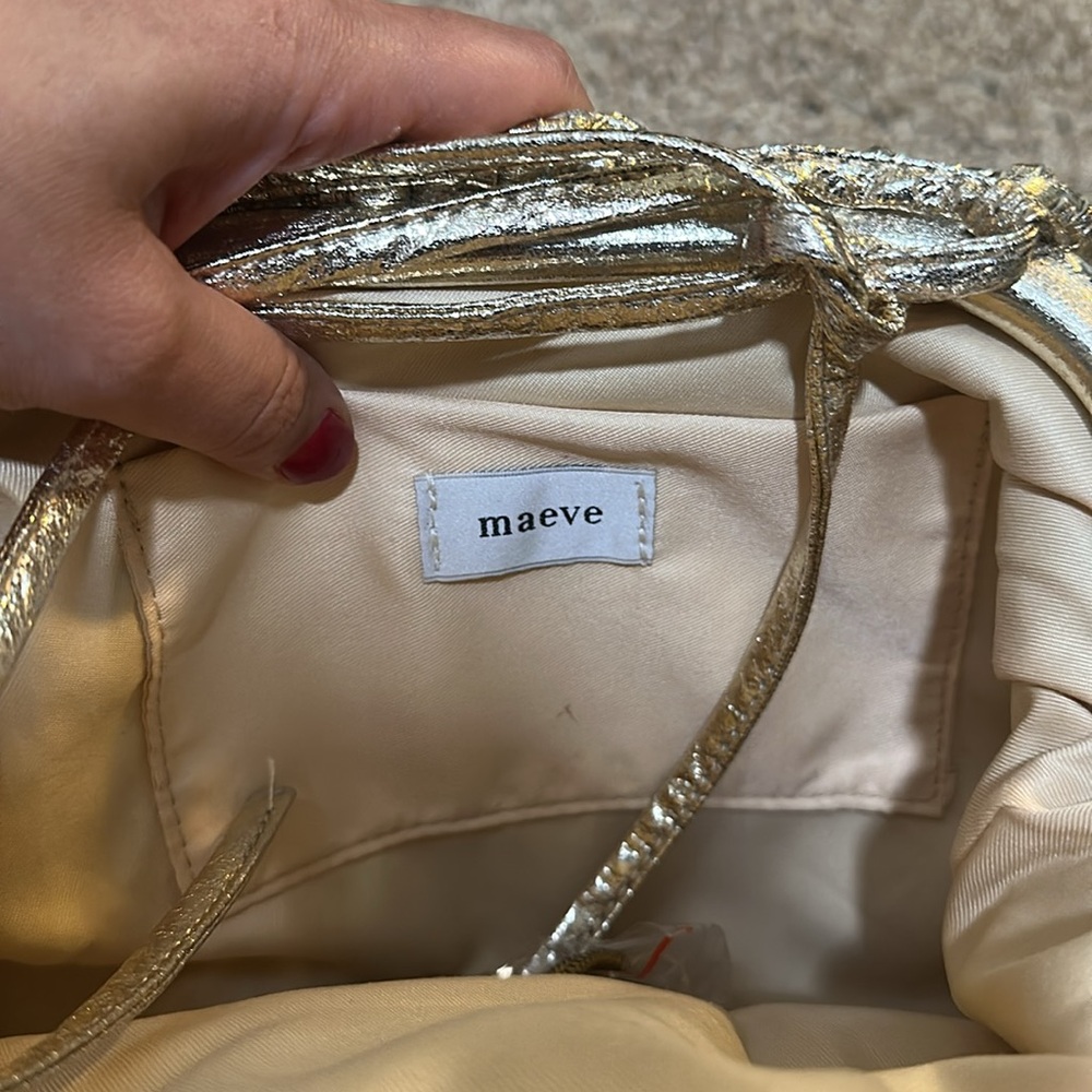Maeve Metallic Gold Mesh Crossbody Bag - Picture 6 of 8